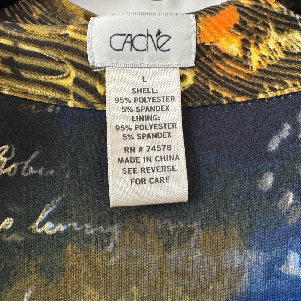 Cache Abstract Print V-Neck Sheath Dress - Picture 3 of 5